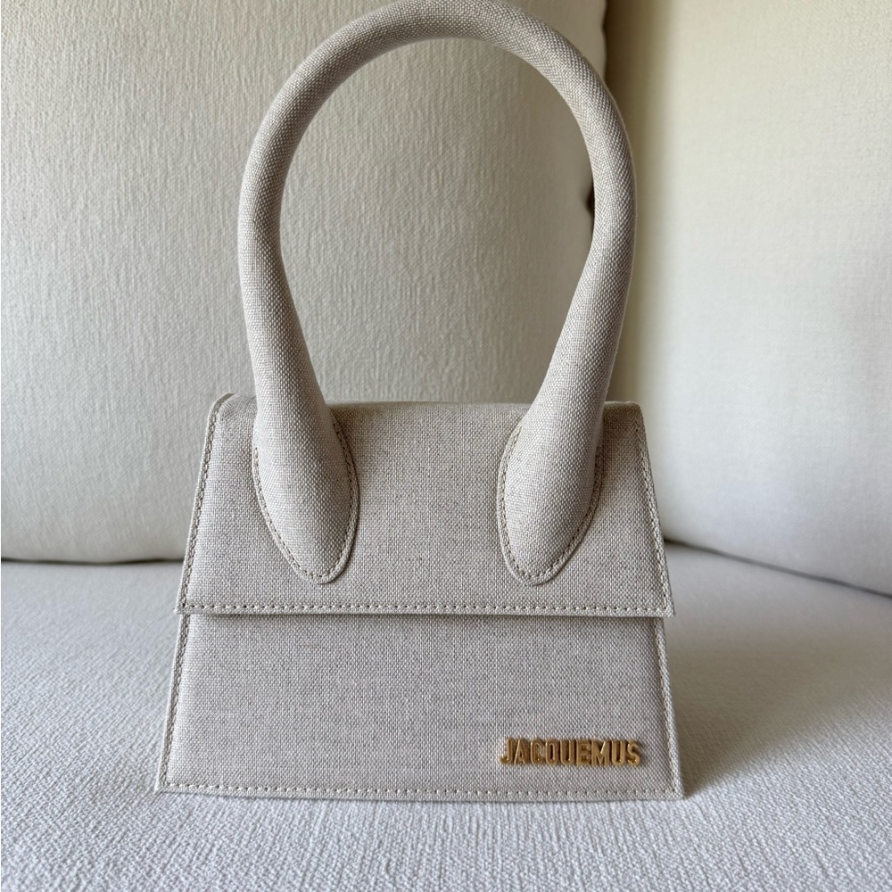 Jacquemus Le Chiquito Moyen